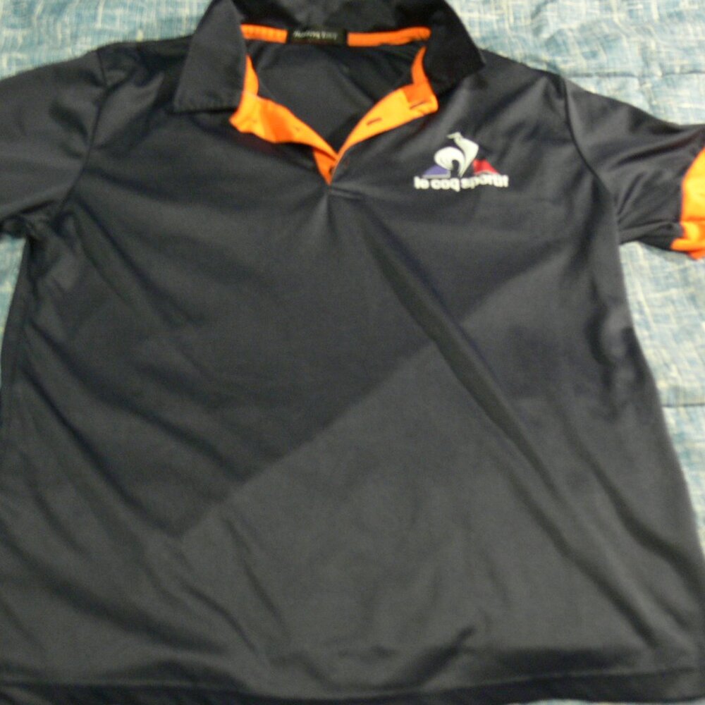 LE COQ SPORTIF BRAND POLO SHIRT MEDIUM.